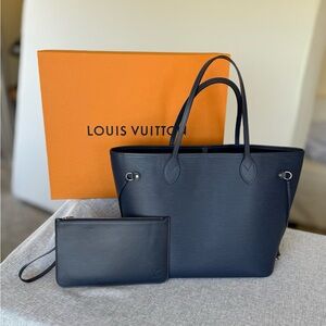 Louis Vuitton Neverfull MM - Box, wristlet & dustbag included
